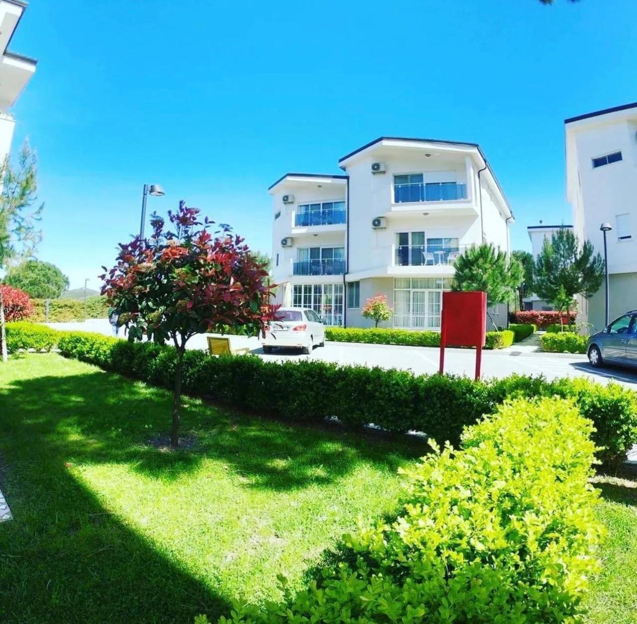 Rezidenca Primavera Apartments ドゥラス エクステリア 写真